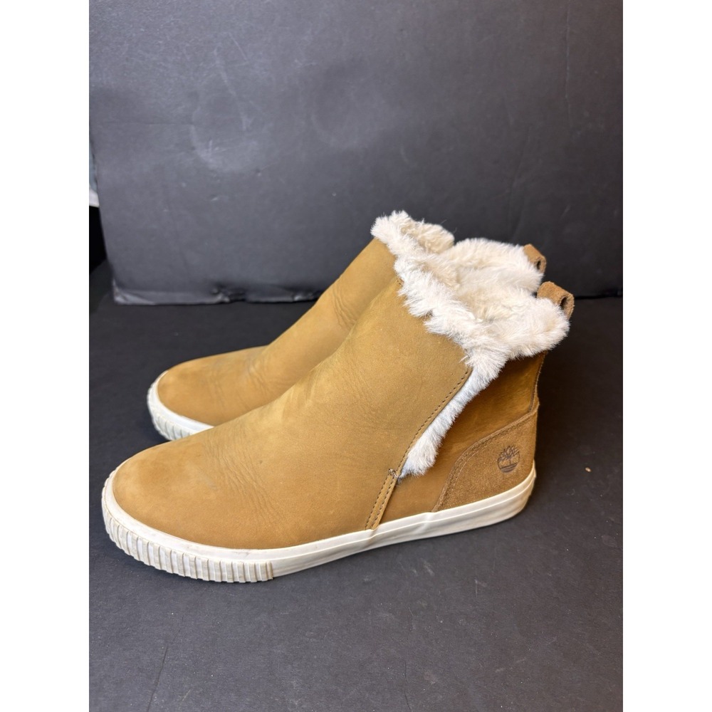 TIMBERLAND SLIP ON Low‎ Boot SUEDE Women's Size 5.5 Beige Fur Lined A63118